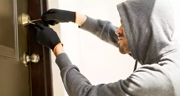 Emergency Motel Lock Repairs—Available 24/7 in Vero Beach South, FL